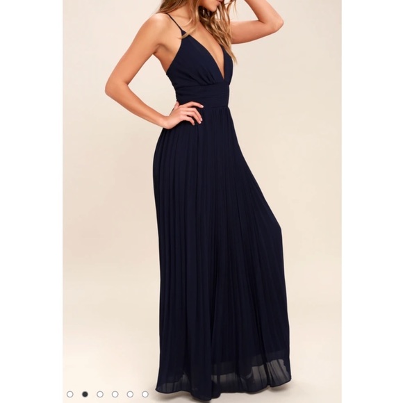 Lulus | Pleated Maxi Dress - Picture 3 of 7
